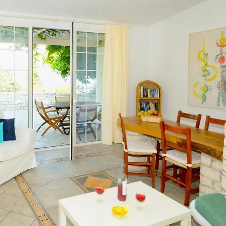 Villa The Saints - St Nicholas Nisaki (Corfu)